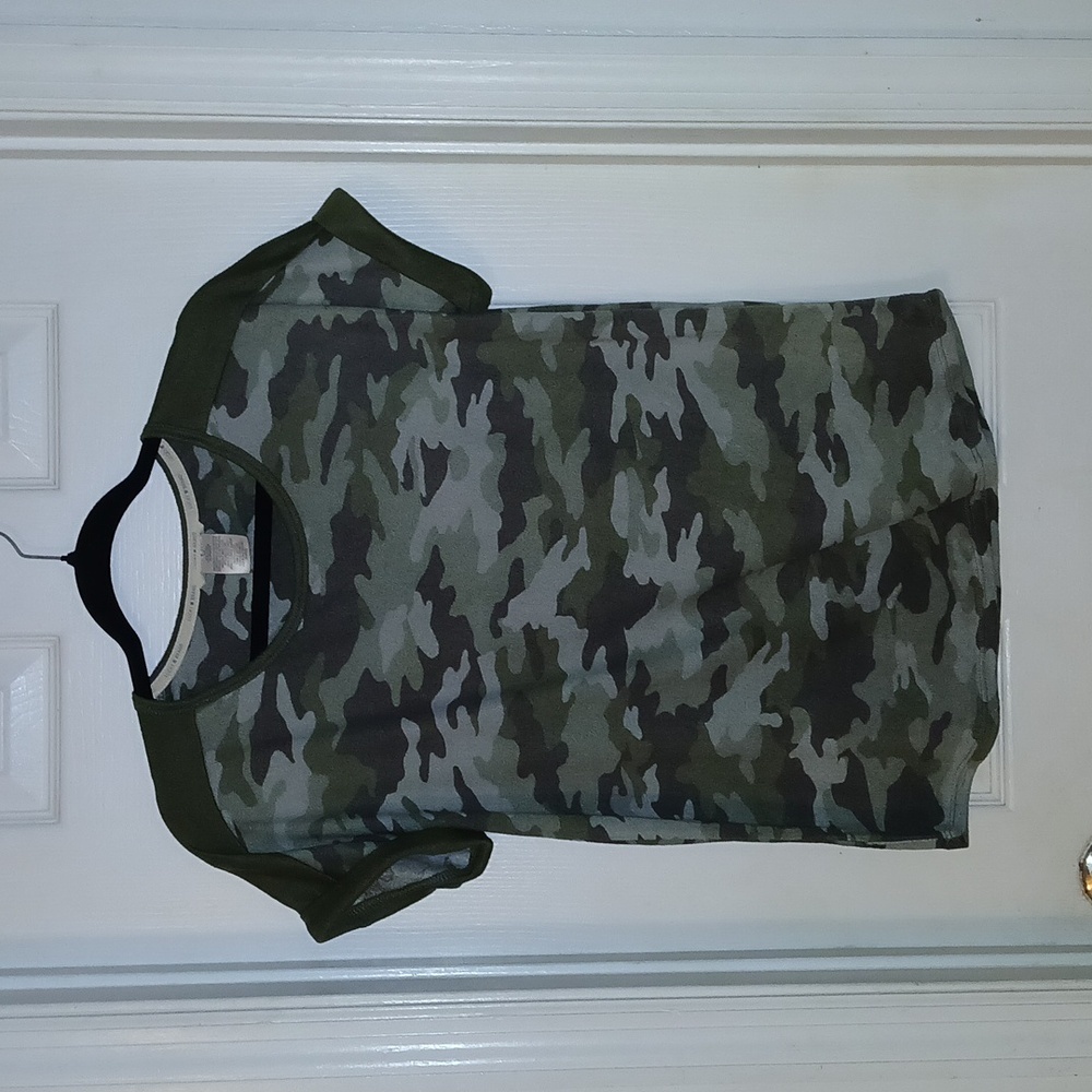 Lucky Brand top